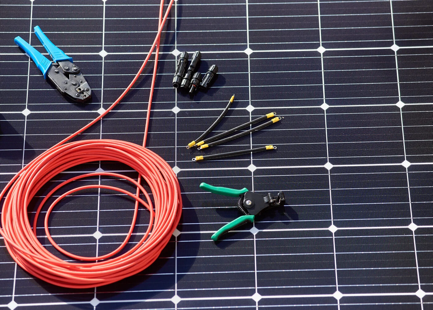 Kit Solaire Autonome 1000W – SunPower EcoPack